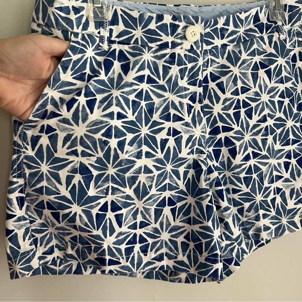 Crown & Ivy Shibori “Caroline” Shorts - Size 8 - Picture 3 of 6